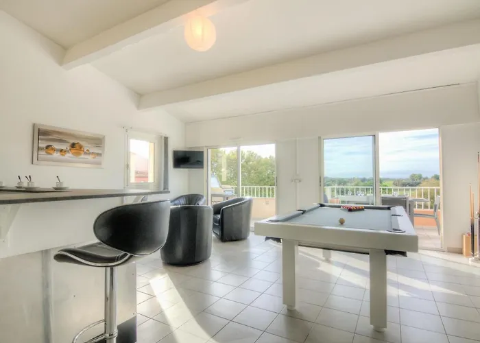 Bella Vista By Interhome Agde